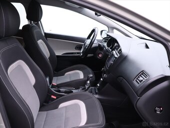Kia Ceed 1,6 CRDi 100kW Exclusive CZ (2016) - 7