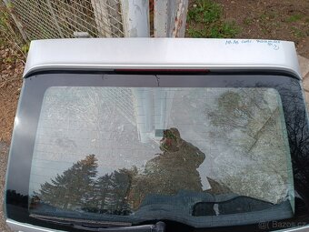 Mercedes C 203 combi - páté dveře, víko kufru - 7