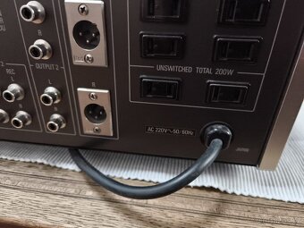 Accuphase C-200L - 7