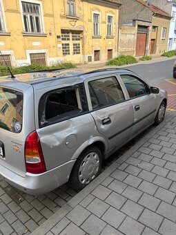 OPEL ASTRA Caravan 1.6 - 7