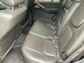 NISSAN PATHFINDER 2.5dci 7 míst - 7