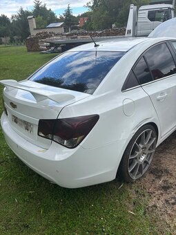 Chevrolet cruze na nahradní díly - 7