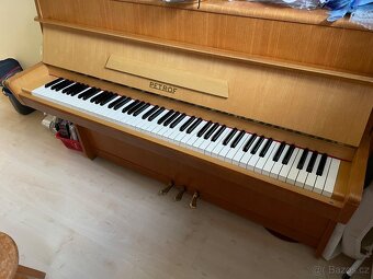 Klavír/pianino značky Petrof - 7