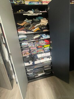 Krásná IKEA Pax 200x35x236cm s dvermi s panty - 7