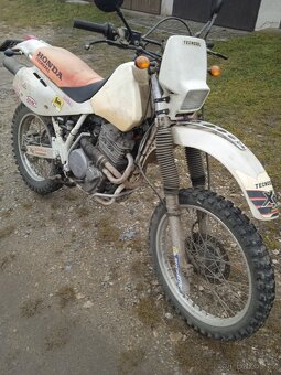 Honda Xr 600 r, Zamluvené - 7