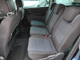 VW Sharan TDi DSG XENON NAVI VYHŘ.SEDAČKY TAŽNÉ - 7