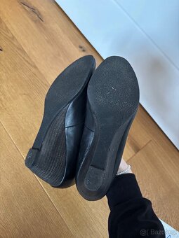 Dámské černé lodičky - 7