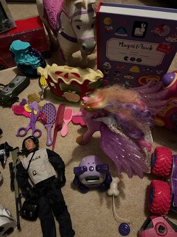 Veliký balík hraček - 7