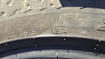 Letní pneu 255/35/19 Pirelli - 7