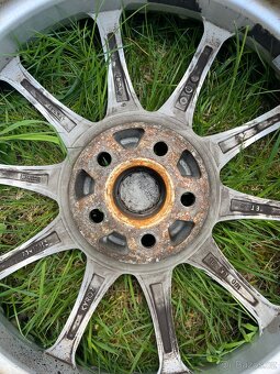 Prodám alu kola Alutec 5x100 ET38 - 7