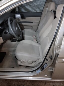 Hyundai Accent Top stav - 7