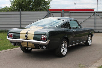 1965 Ford Mustang Fastback 289 V8 - 7