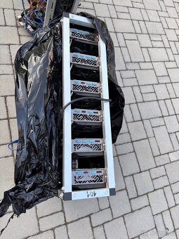Prodej dvou těžebních (mining) sestav s grafickými kartami - 7