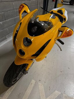 Ducati 749 - 7