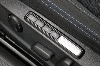 Volkswagen Passat, 1.4 GTE 160kW DSG BUSSINES - 7