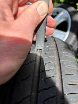 Prodám ALU kola Borbet (Opel) včetně letní pneu 205/40 R17 - 7
