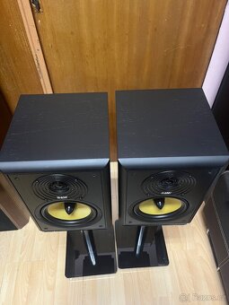 B&w Bowers & Wilkins - 7
