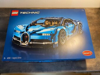 LEGO 42083 Bugatti Chiron - 7