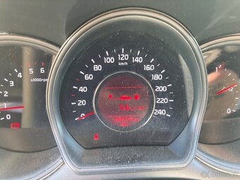 Kia Ceed 1,6 crdi - 7