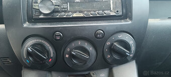 Mazda 2 rok 2008 - 7