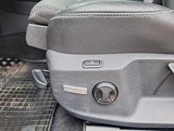 VW Golf Variant 1,4 TGI Highline DSG - 7