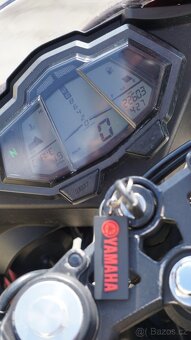 Yamaha YZF-R125 - 7