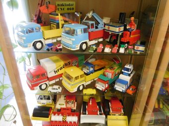 STARÉ RETRO HRAČKY - 7