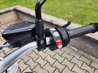 BMW R 1200 R -ABS, ASC,INFO, ESA,T VYHŘÍVANÉ RUKOJETI TEMPOM - 7