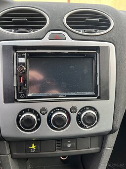 Ford Focus 1.6 i Turnier Style 2006 - 7