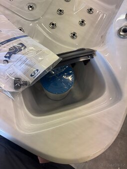 Vířivka Victoria SPA - 7