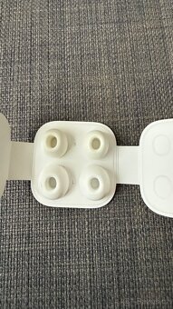 Apple AirPods Pro 1 - 7