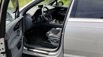 AUDI Q7 , 3.0 TFSI , 245 kw, S-LINE - EXKLUSIVE - 7