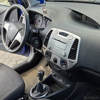 HYUNDAI i 20 1,2 16v 57kW  ROK VÝROBY 8/2010 KLIMA 177tis.km - 7