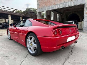 Ferrari F355 Berlinetta z roku 1997 - 7