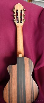 Prodám elektroakustické Guitarlele ORTEGA - 7