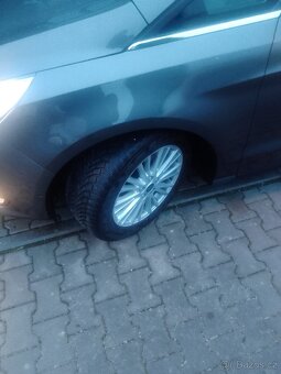 Ford Galaxy /2.0 TDCI 110Kw Titanium , aut. Motor 20.000 km - 7