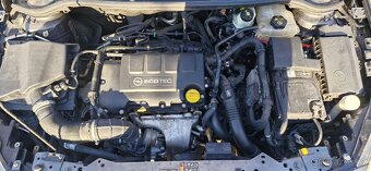 Astra J sports tourer - 7