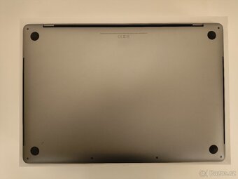 MacBook Pro 2019 i7 | 16GB | 256GB SSD - 7