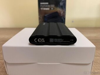 Samsung Portable SSD T7 Shield 2TB nový pouze rozbalený - 7