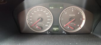 Volvo V50 - 7