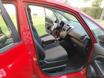 Kia Venga 1.4 BENZÍN 87000KM,KOUP.ČR,CEBIE,PO SERVISU A STK - 7