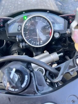 Yamaha r1 - 7