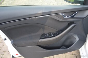 PRODÁM ŠKODA SCALA 1.0TSI 85KW 2020 TOP STAV - 7