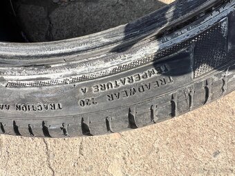 Pirelli 225/40 ZR18 - 7