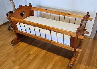 Dřevěná kolébka pro miminko - 7