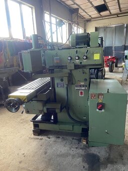 Konzolová frézka TOS FGS 25/32 - 7