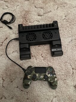 Sony PlayStation 4 - 7