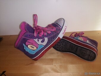 Nové dívčí tenisky Skechers, vel. 33,5 - 7