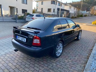 Škoda Octavia RS 1.8t - 7