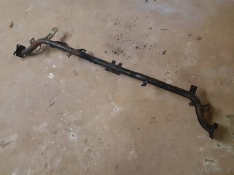 Zbytky dílů Suzuki Samurai - 7